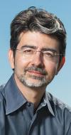 Pierre Omidyar headshot