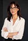 Heidi Santelli headshot