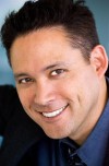 Shun Lee headshot