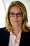 Emma Watts headshot