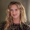 Rebecca Evans headshot