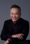 Jon Chiew headshot